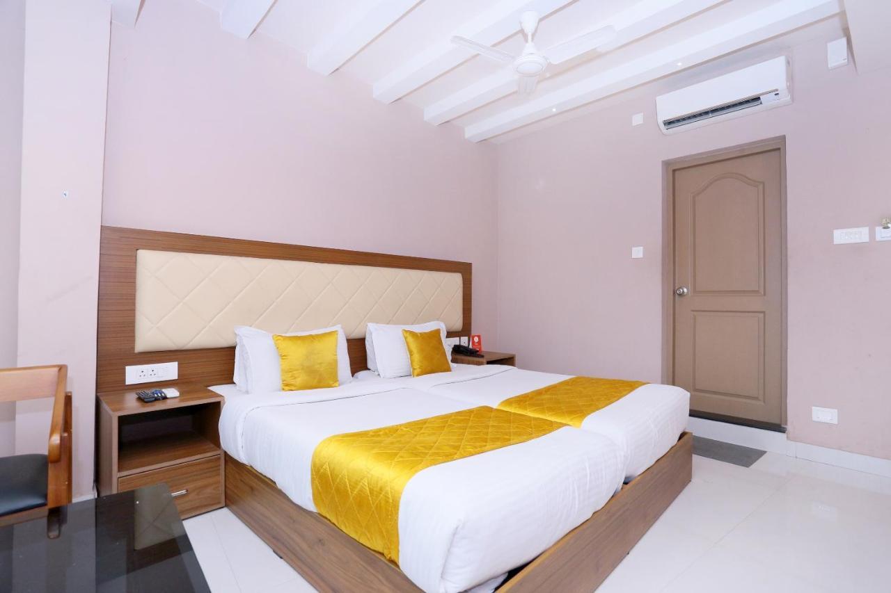 Oyo Flagship 25093 Hotel Thamam Kochi Exteriér fotografie