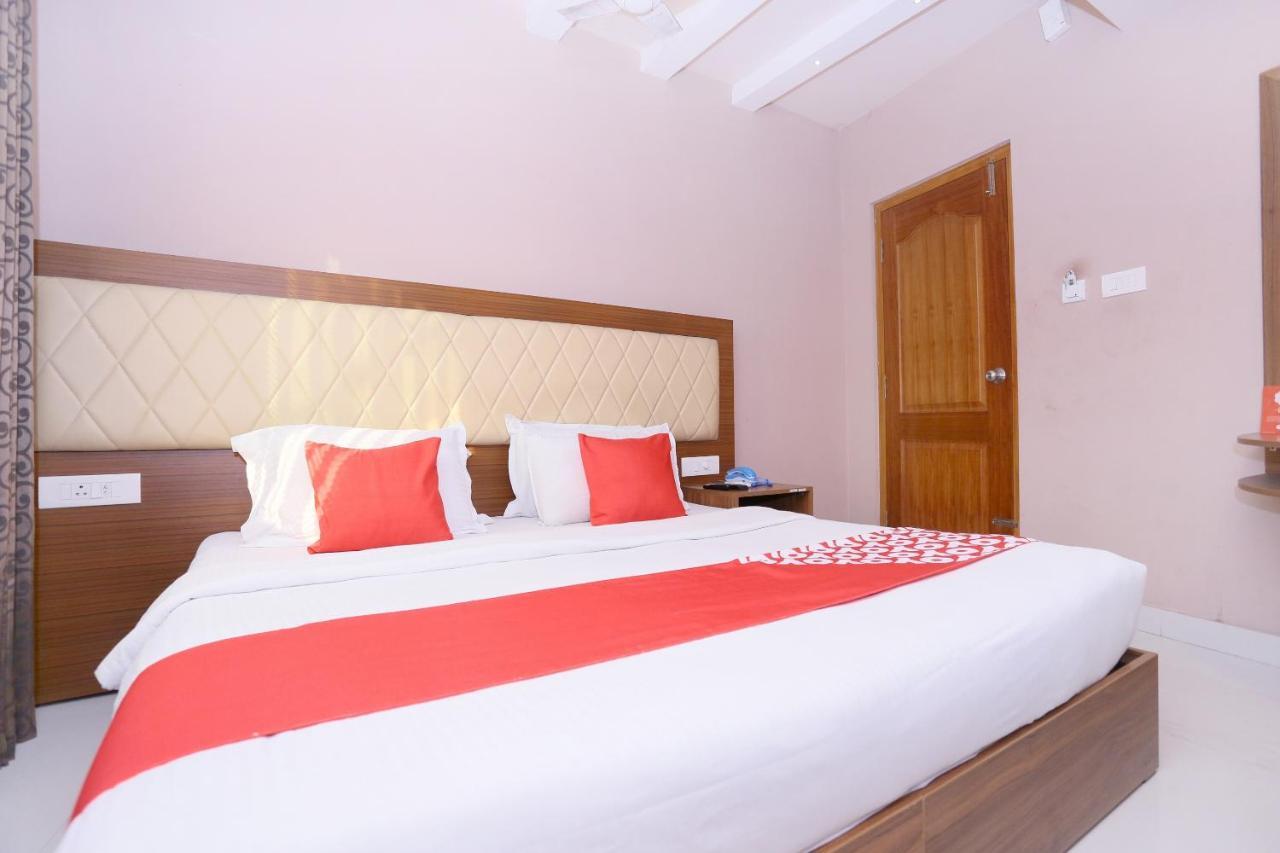 Oyo Flagship 25093 Hotel Thamam Kochi Exteriér fotografie