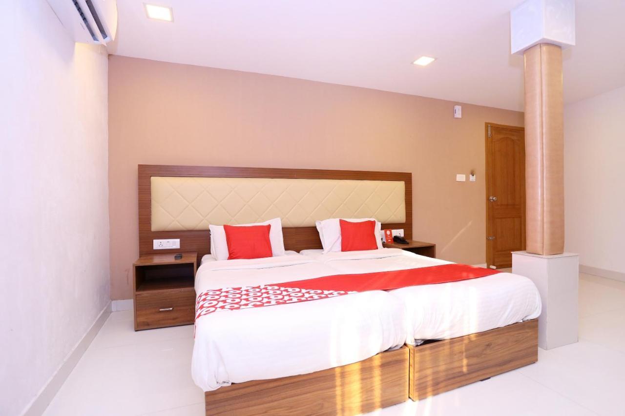 Oyo Flagship 25093 Hotel Thamam Kochi Exteriér fotografie